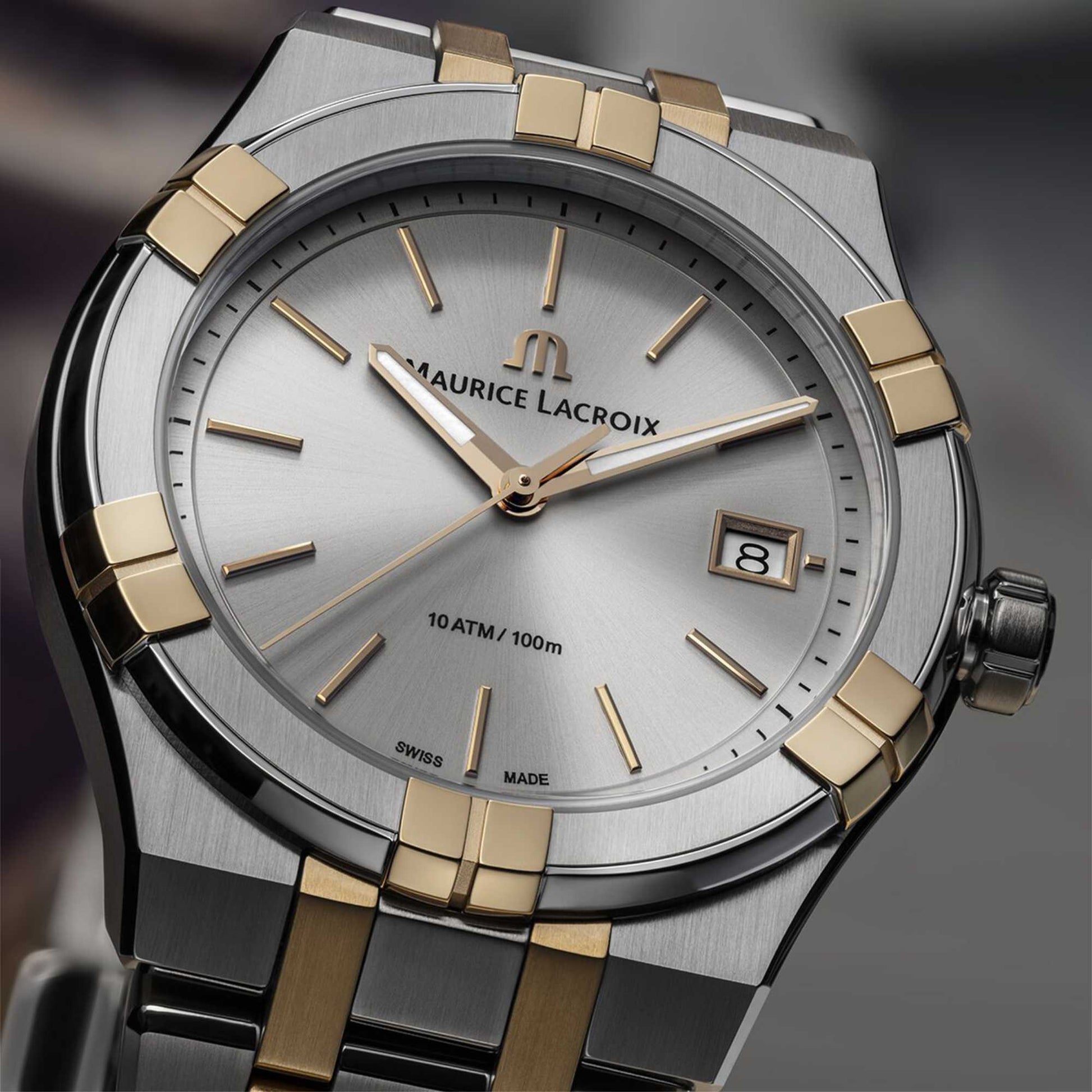 Maurice Lacroix Aikon Quartz Date 40mm (AI1108-PVP02-130-1) aus Edelstahl