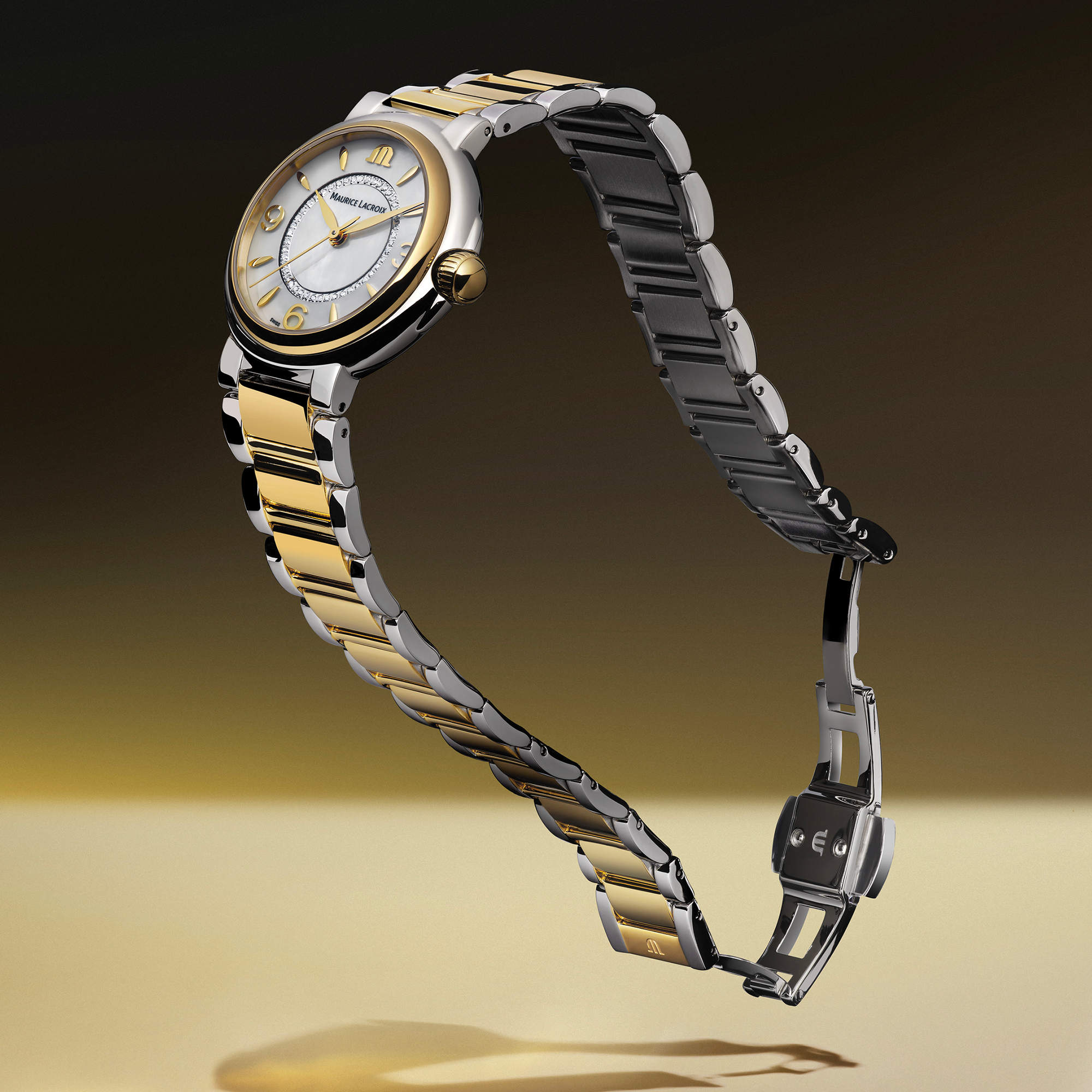 Maurice Lacroix Fiaba 32 mm Duotone (FA1104-SSY13-B20-1) aus Edelstahl mit Diamant und Perlmutt