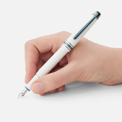 Meisterstück Glacier Classique Füllfederhalter Weiß von Montblanc (MB129399)