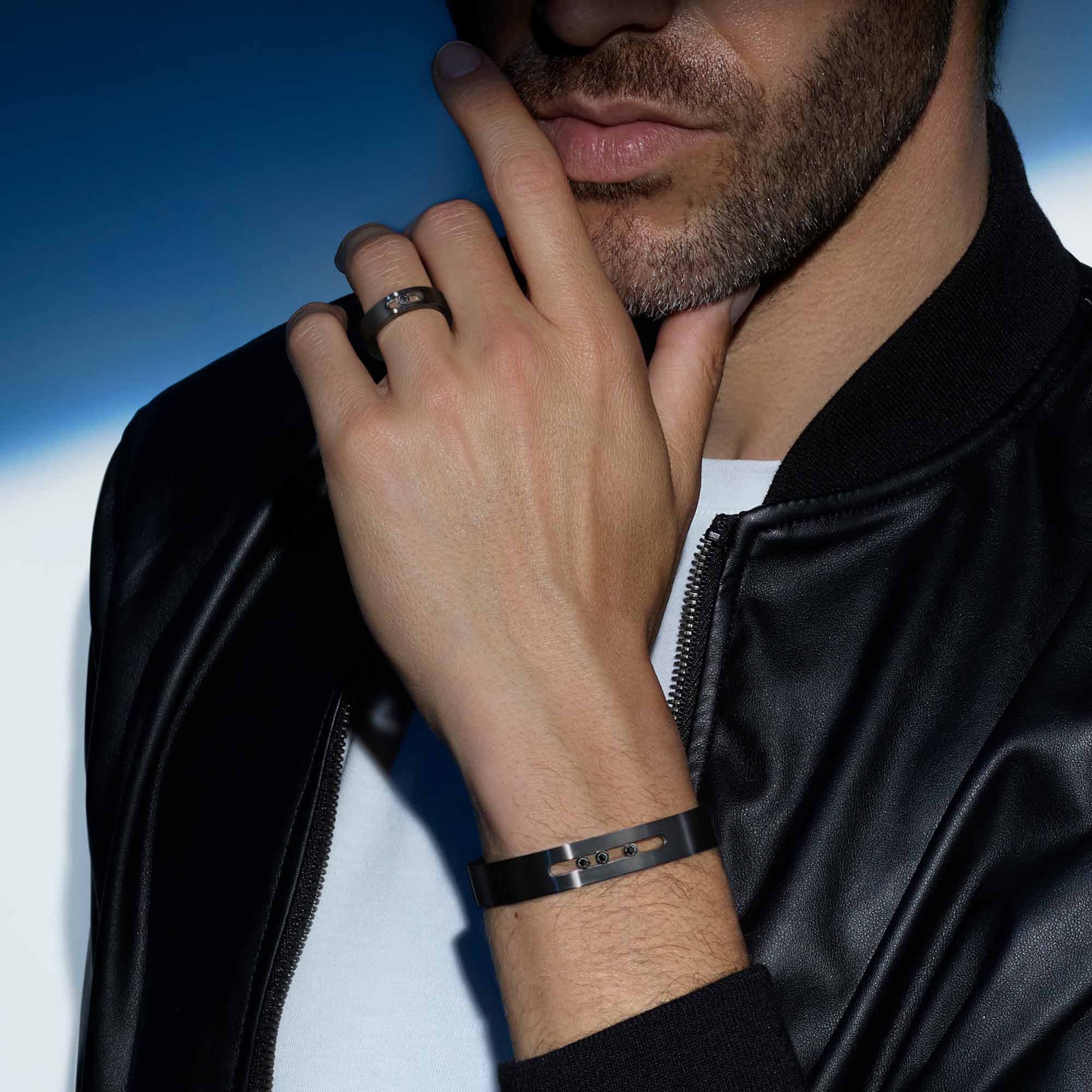 Messika Move Titanium Black PM Ring (07165-TB) aus Titan mit Diamant