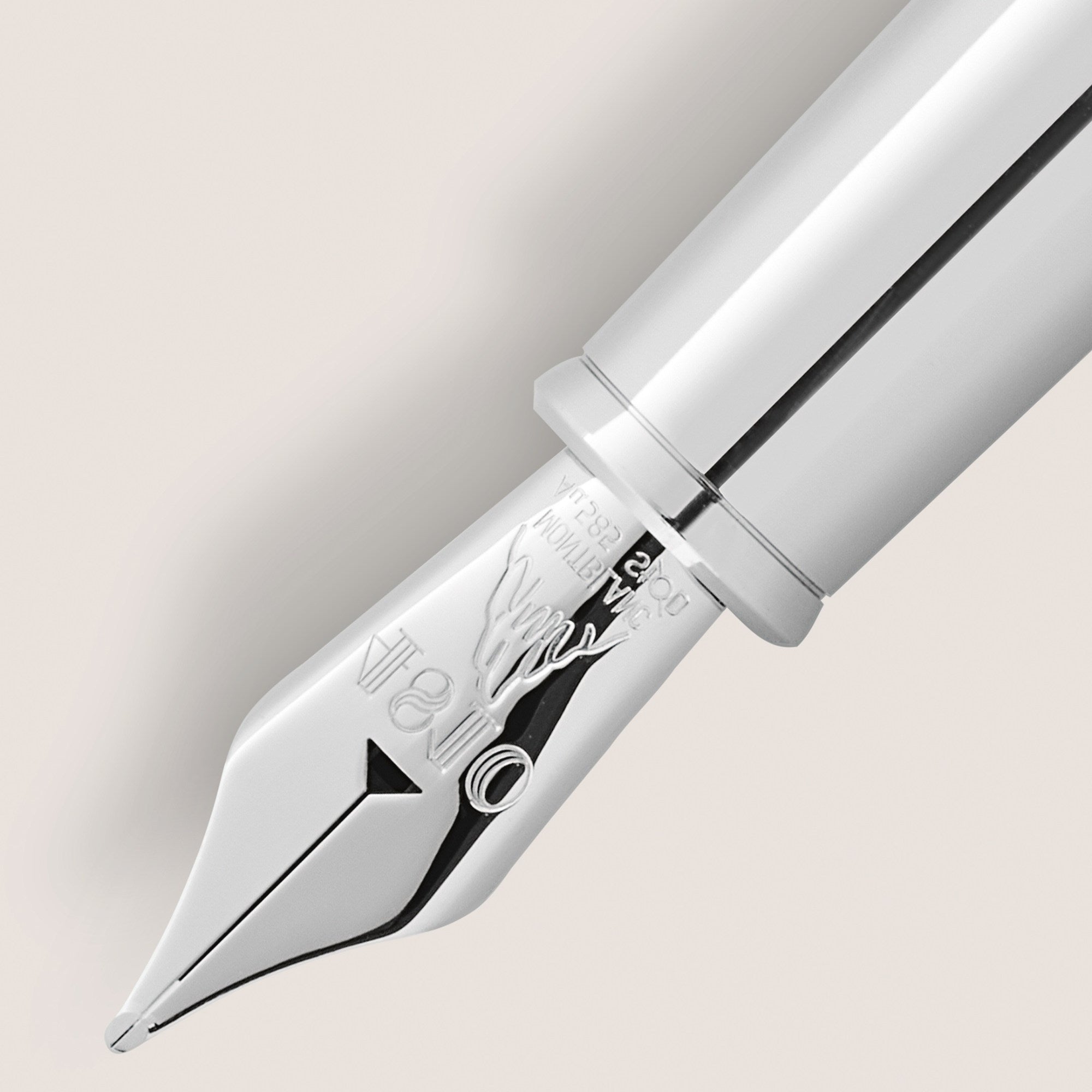 Montblanc Montblanc Heritage Rouge et Noir „Baby“ Special Edition Korallenfarbe Füllfederhalter (MB127856)