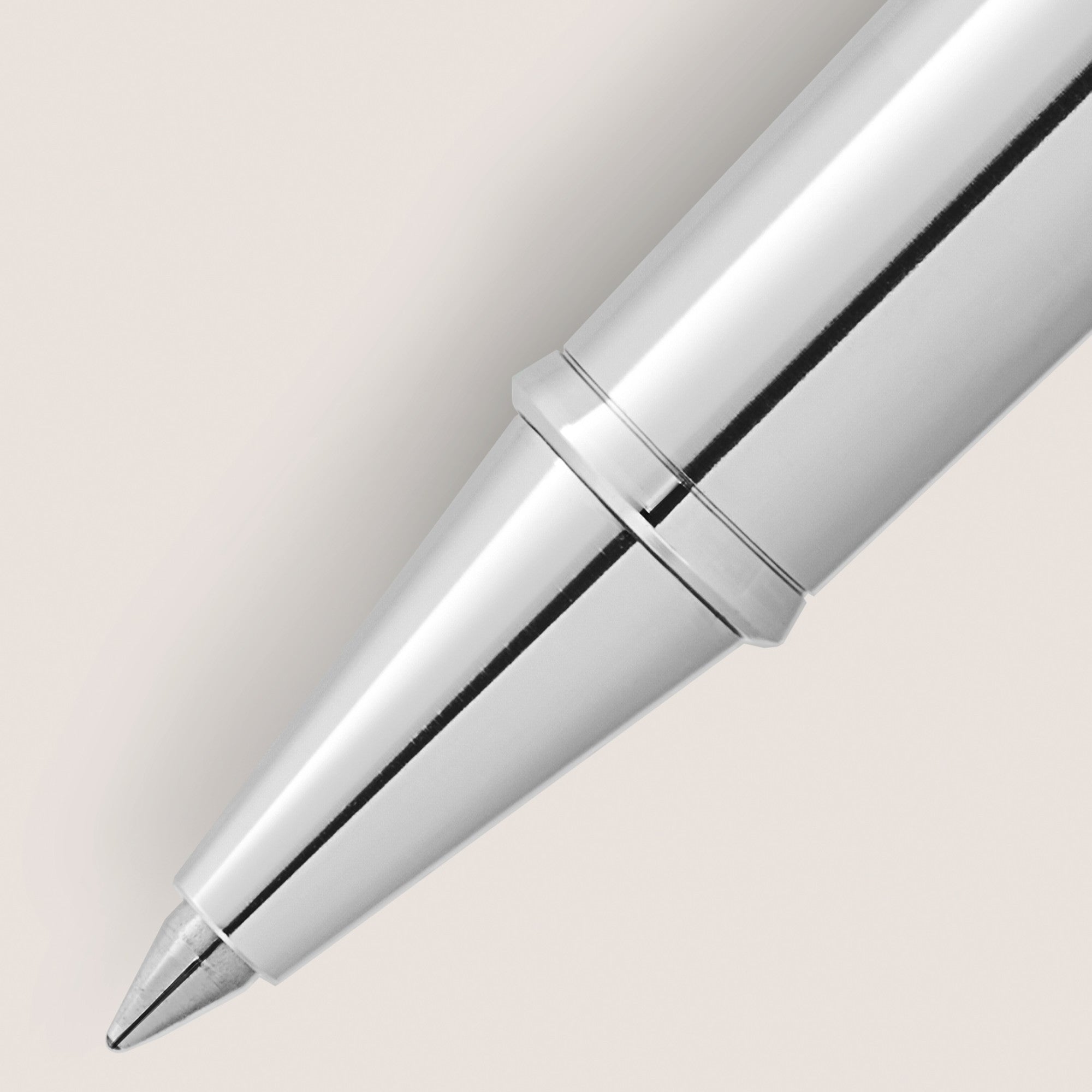Montblanc Montblanc Heritage Rouge et Noir „Baby“ Special Edition Korallenfarbe Rollerball (MB127857)