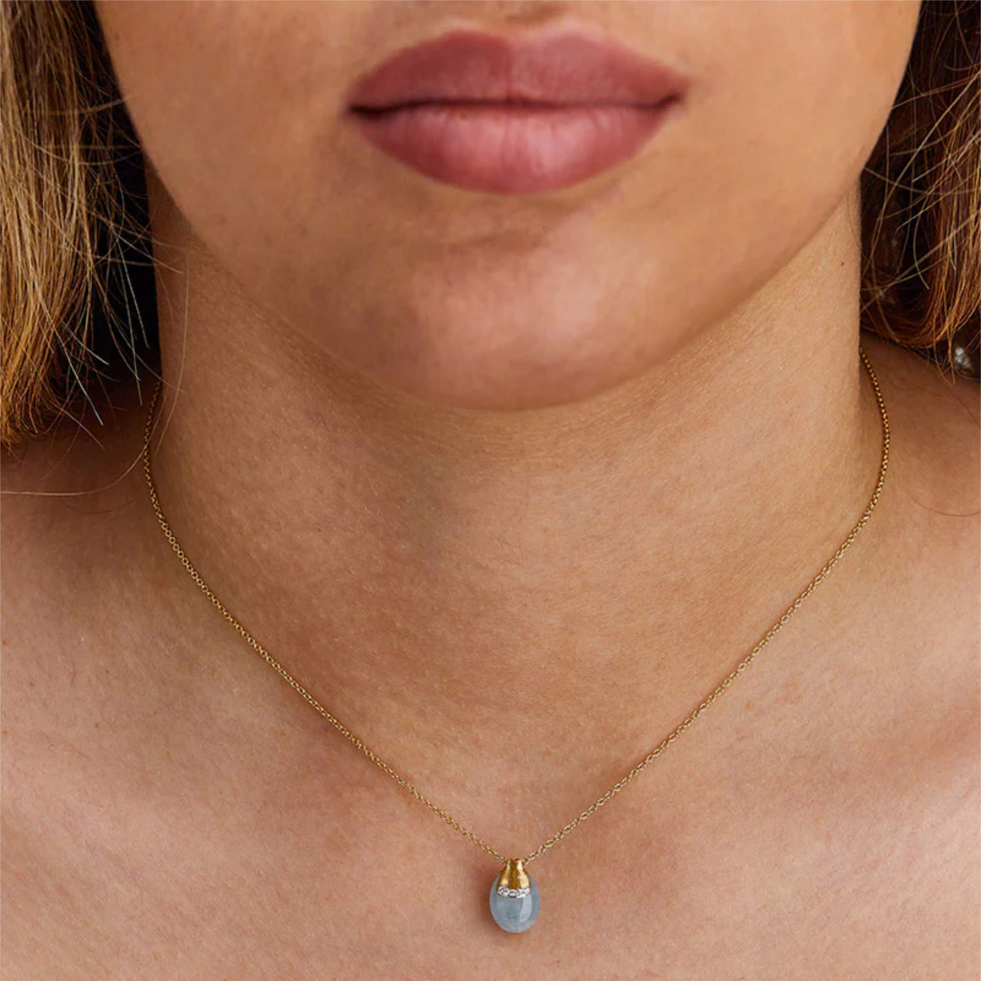 Nanis Dancing Azure Halskette (CS5-587) aus Gelbgold mit Aquamarin und Diamant