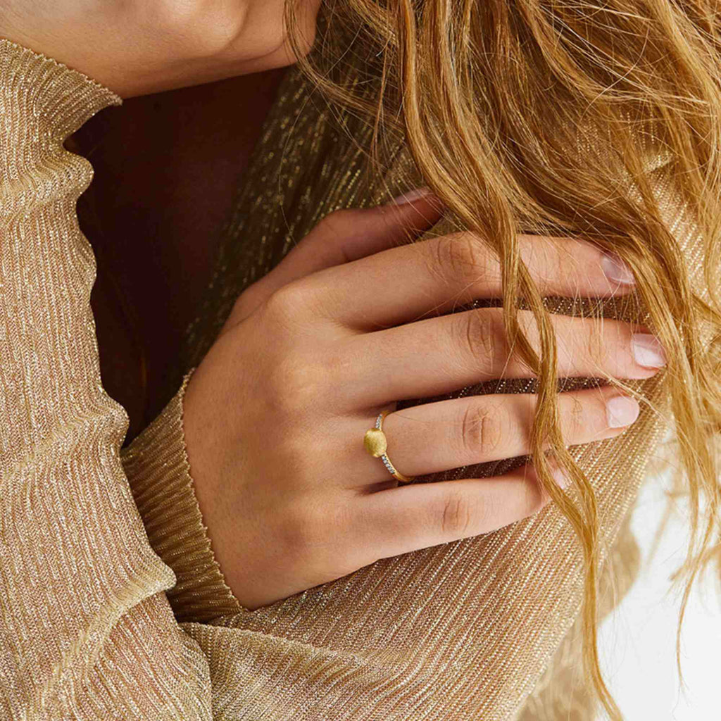 Nanis Dancing Élite Ring (AS26-583) aus Gelbgold mit Diamant