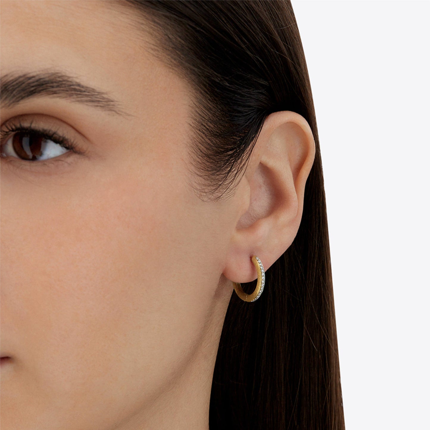 Libera Creolen, Gelbgold • Diamant von Nanis (OS11-602)