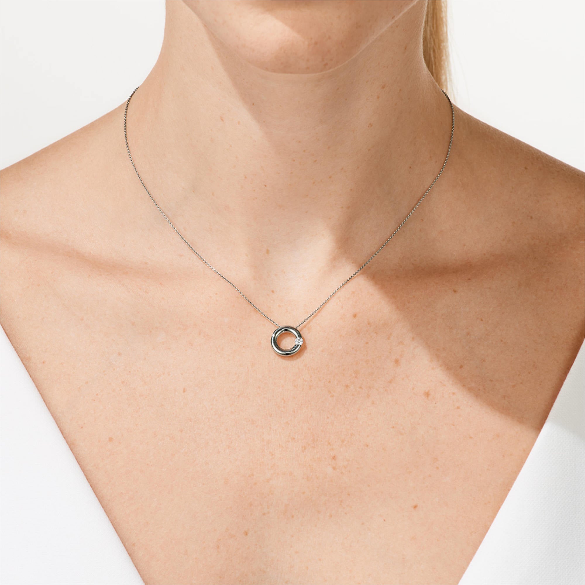 Niessing Spannring® Anhänger - N353924-12mm-0.1ct (1ct-gloss-pt) aus Platin mit Diamant