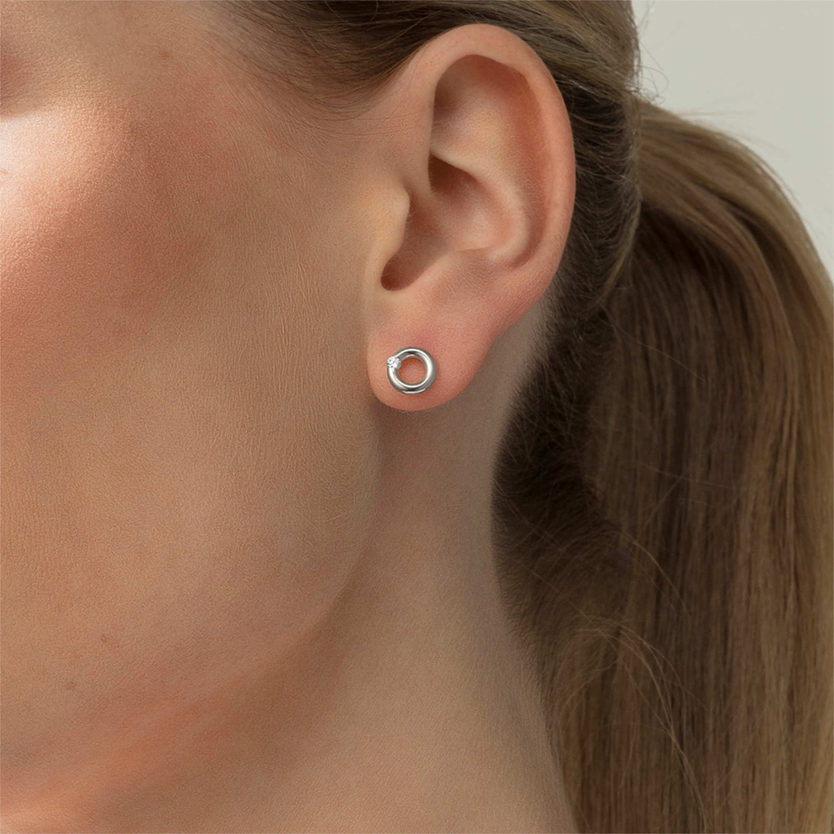 Niessing Spannring® Ohrstecker - N354924-8mm-0.05ct (05ct-satin-pt) aus Platin mit Diamant