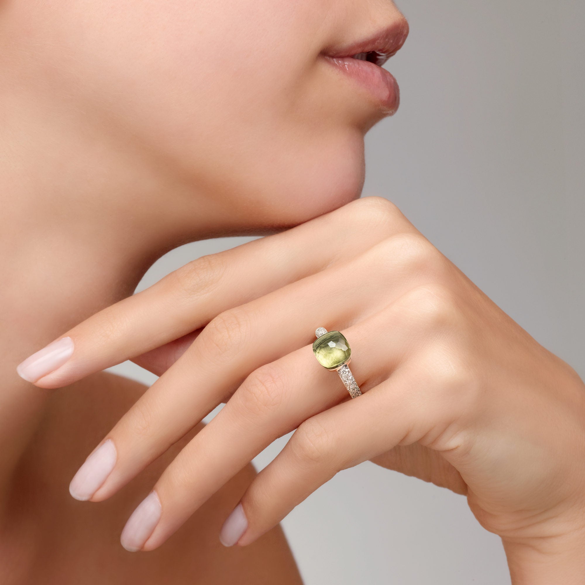Pomellato Nudo kleiner Ring (PAB7040O6WHRDB0PA) aus Bicolor-Gold mit Diamant und Prasiolith