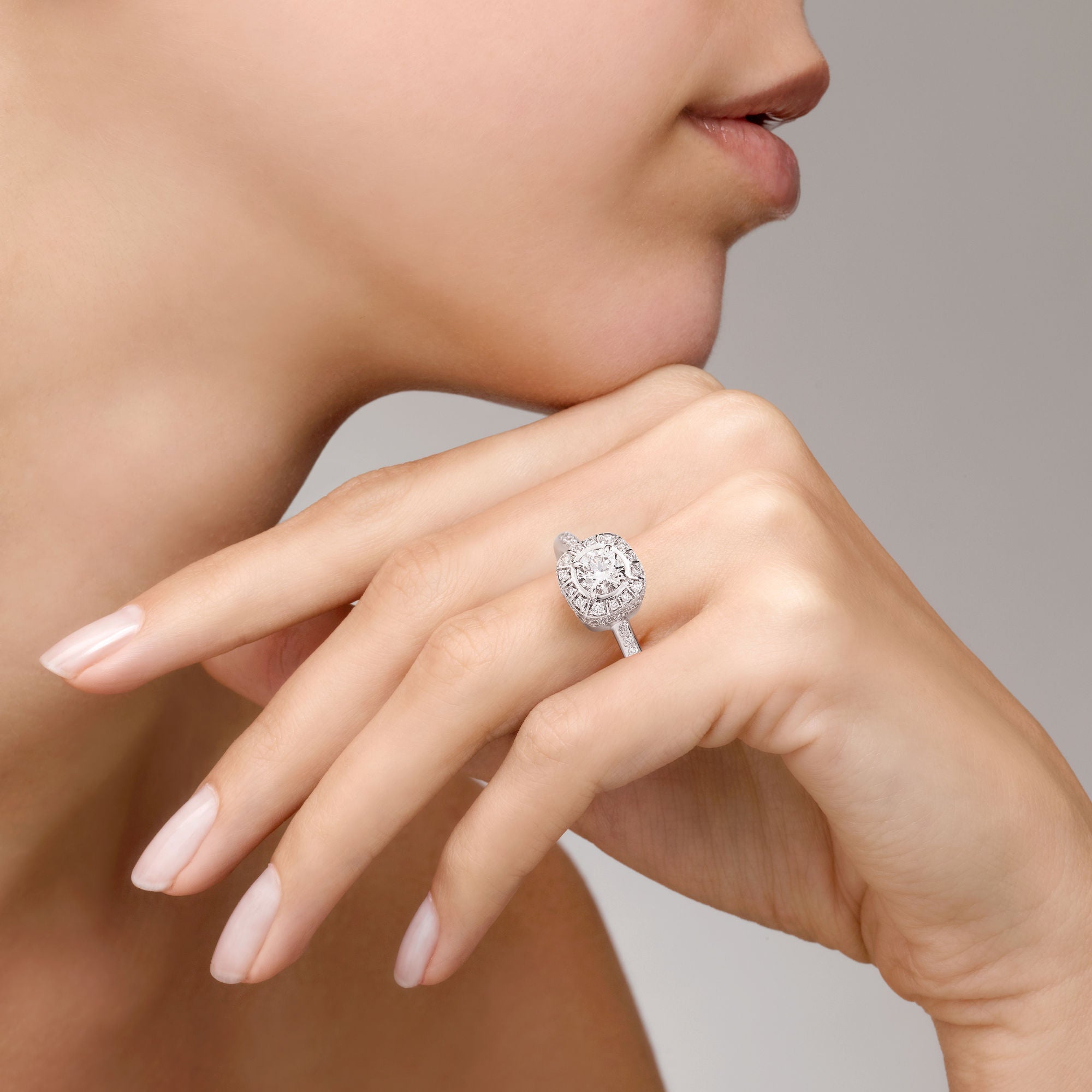 Pomellato Nudo Petit Ring (PAC2100FBWHRGV105) aus Weißgold mit Diamant