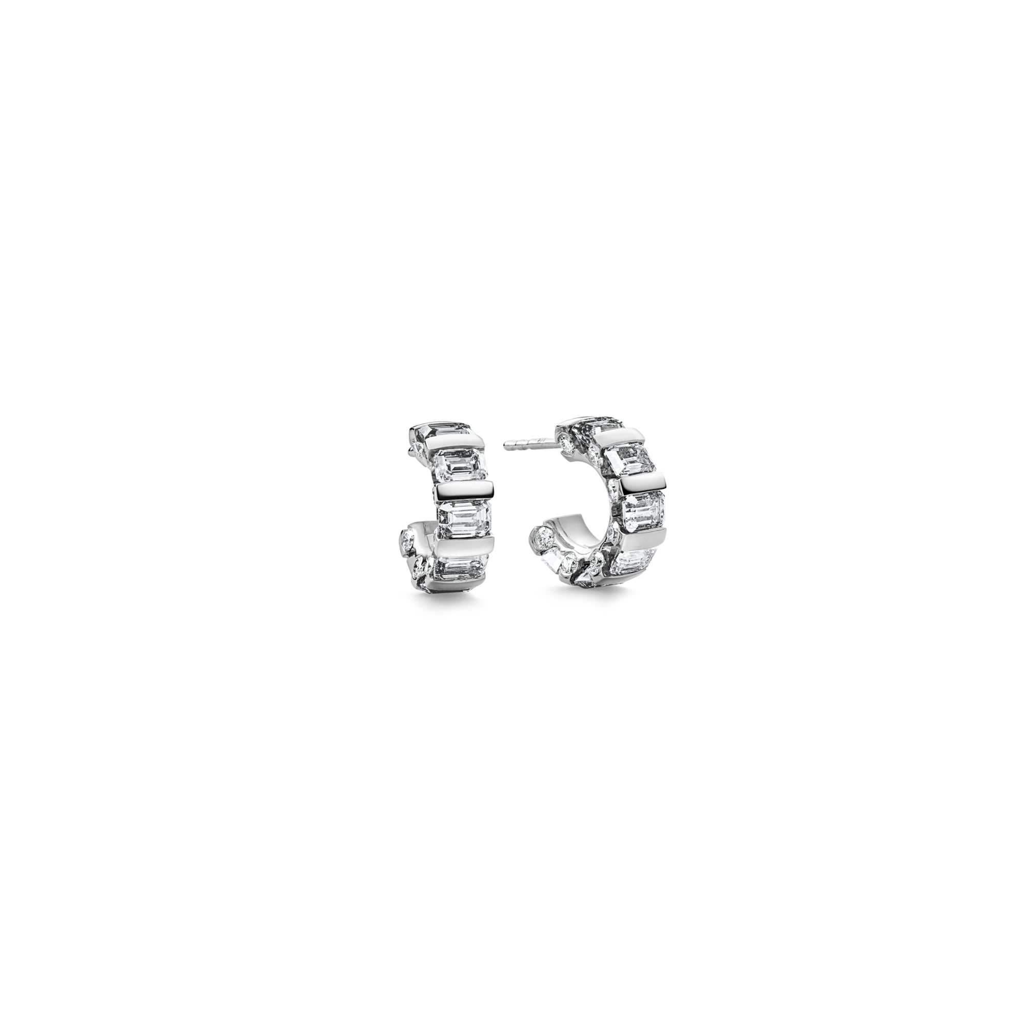 Schaffrath PARADOXAL Ohrschmuck - 48138_E_450_EM_WW (WW) aus Weißgold mit Diamant und Smaragd