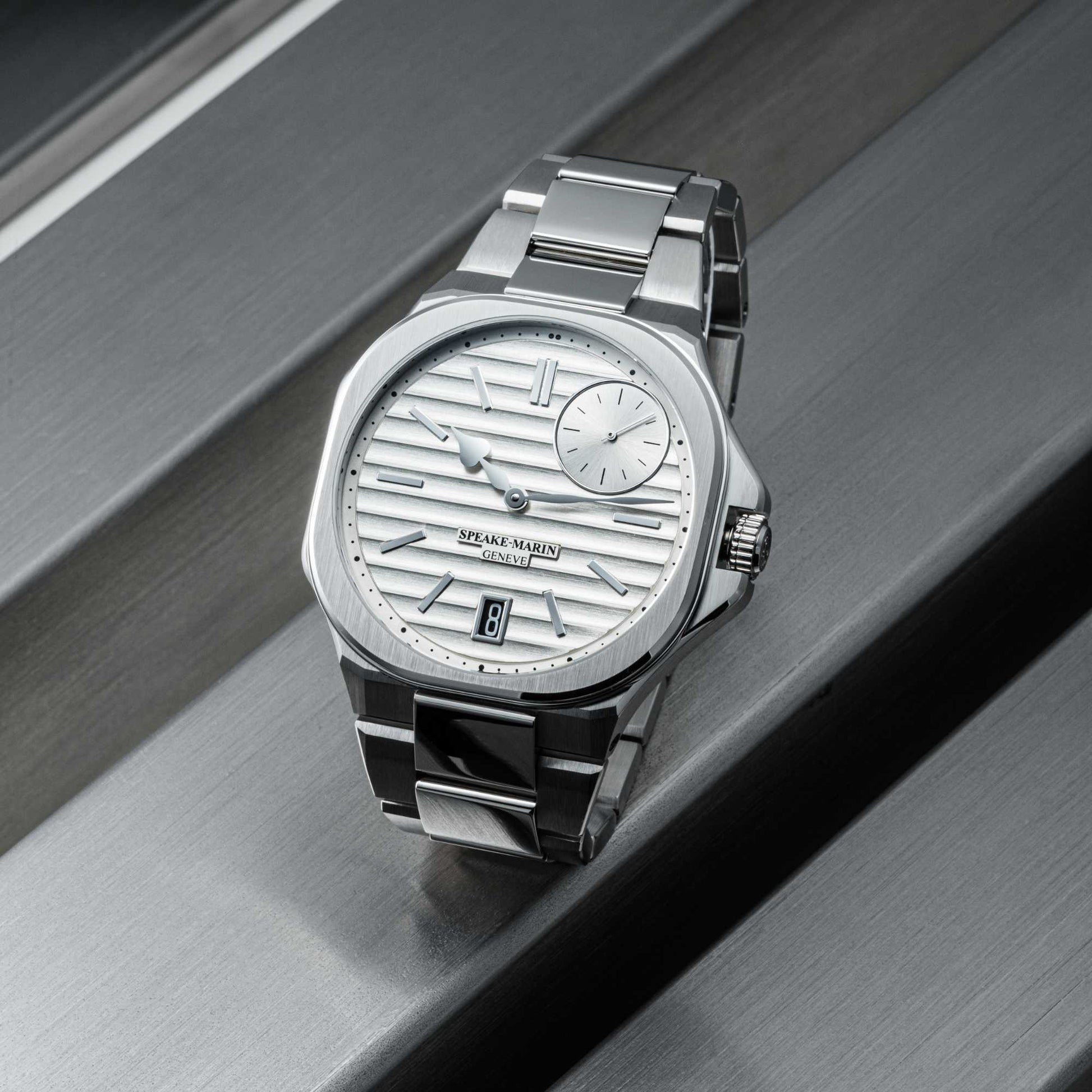 Ripples Infinity Date, Edelstahl • Rubin von Speake-Marin (604018440)