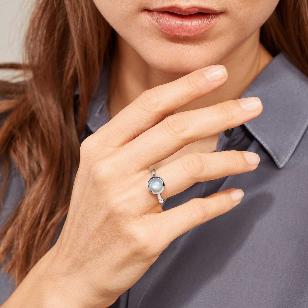 Tamara Comolli BOUTON Ring Small mit Mondstein (R-BOU-s-MoGr-wg) aus Weißgold mit Mondstein