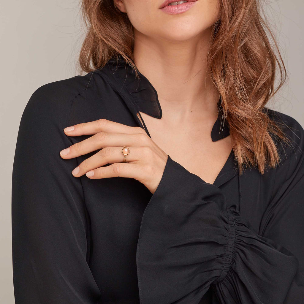 Tamara Comolli BOUTON Ring Small mit Mondstein (R-BOU-s-MoOr-rg) aus Roségold mit Mondstein