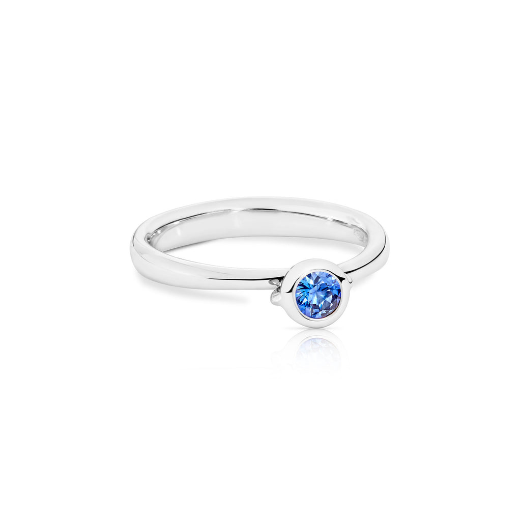 Tamara Comolli BOUTON Solitaire Ring mit Saphir (R-BOU-Sol-SaBl-wg) aus Weißgold mit Diamant und Saphir