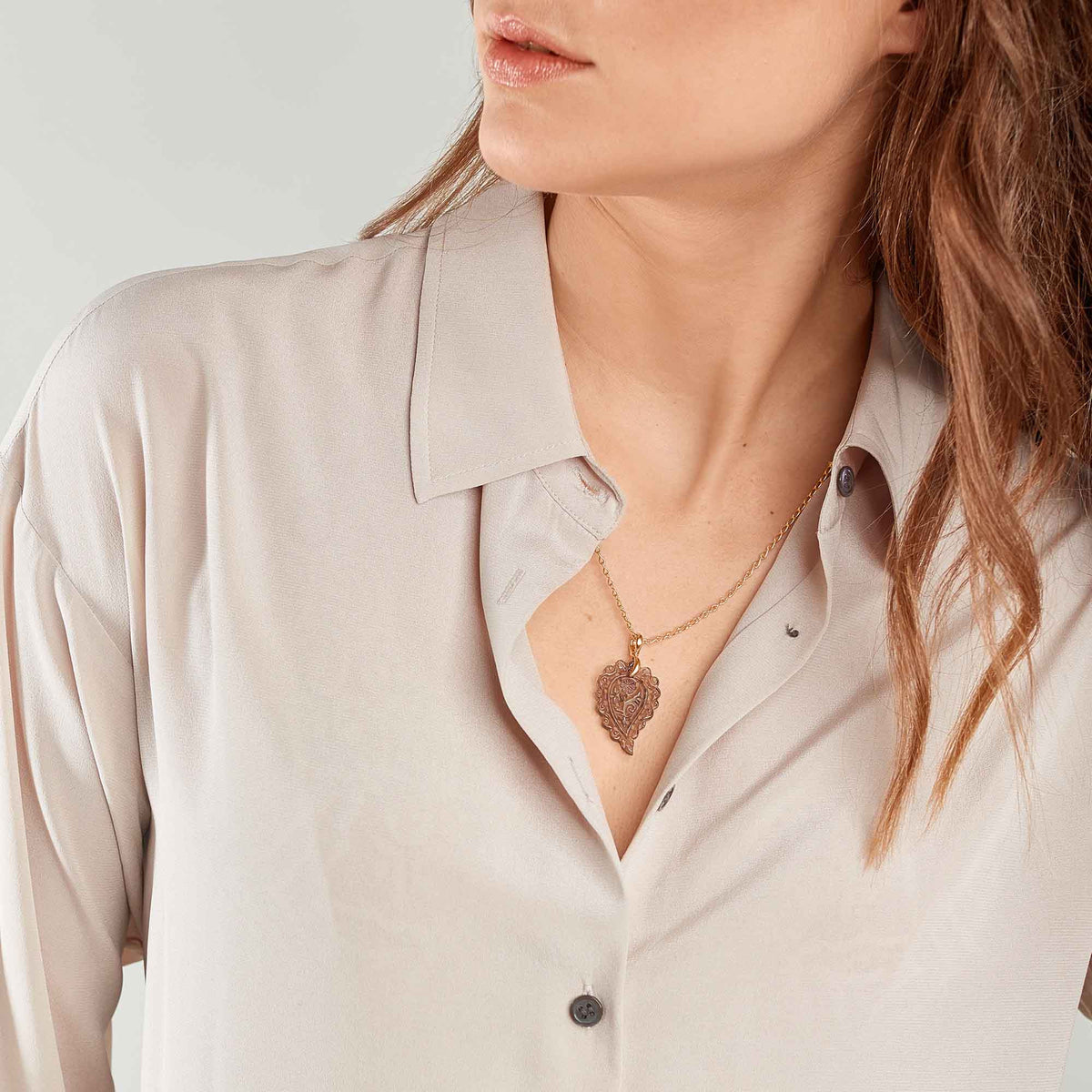 Tamara Comolli INDIA Anhänger mit Rauchquarz Small (P-IND-s-Smo-rg) aus Roségold mit Rauchquarz