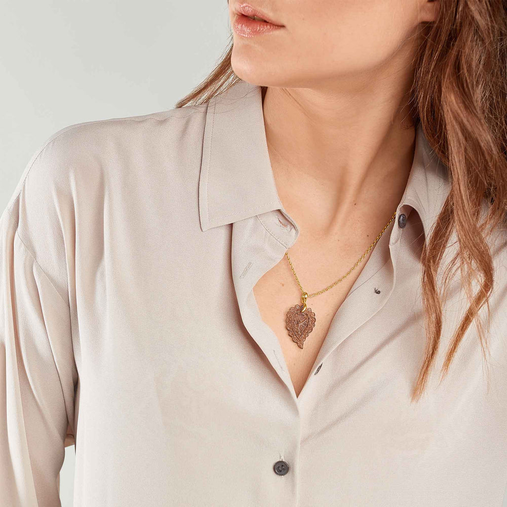 Tamara Comolli INDIA Anhänger mit Rauchquarz Small (P-IND-s-Smo-yg) aus Gelbgold mit Rauchquarz