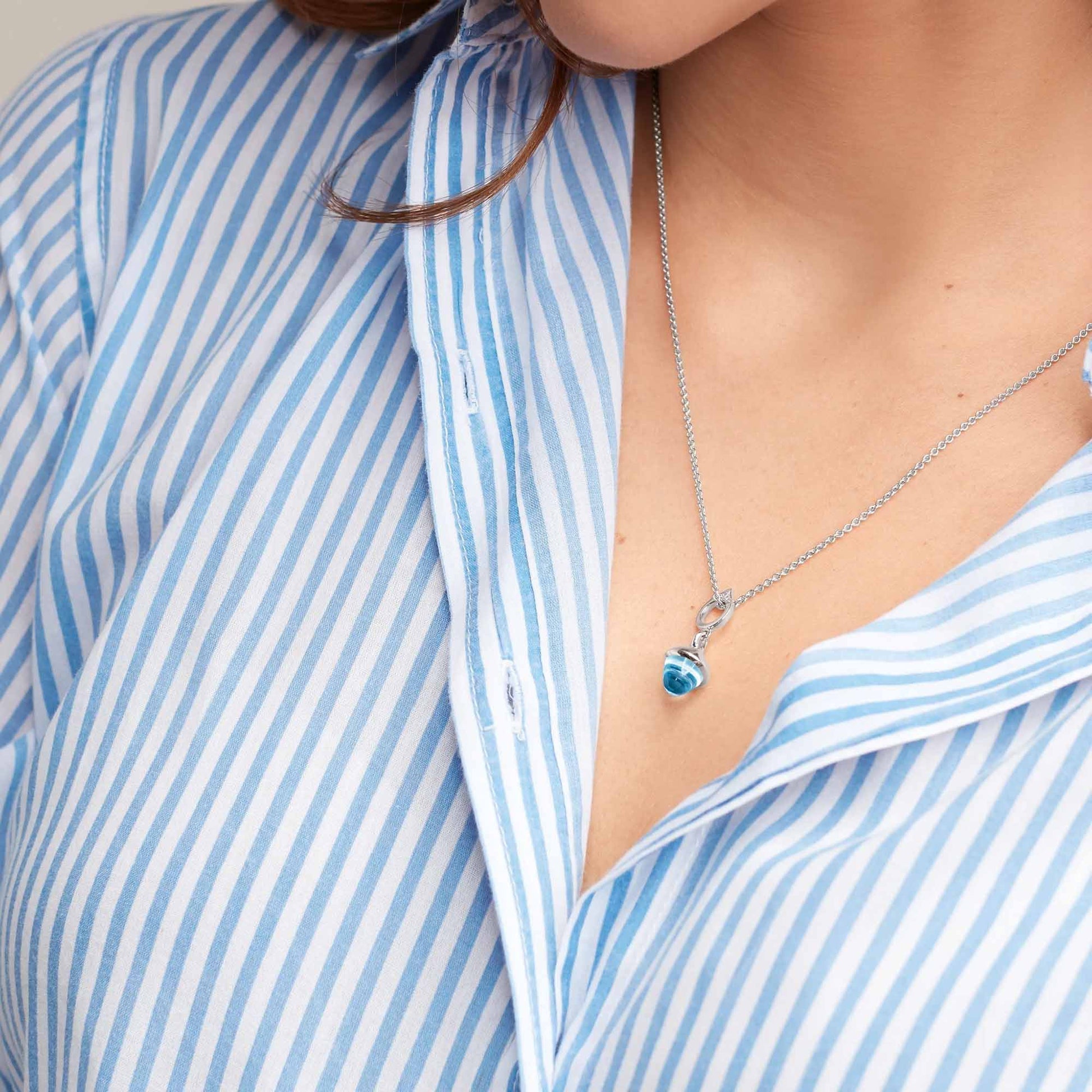 Tamara Comolli MIKADO Flamenco Anhänger mit Sky Topas (P-MFL-ToSky-wg) aus Weißgold mit Topas