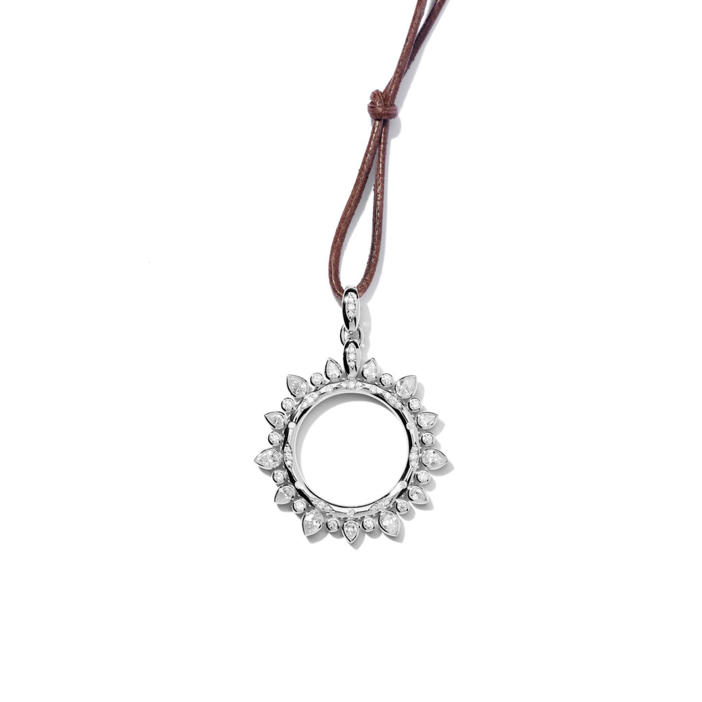 Tamara Comolli SIGNATURE Anhänger Sun large Classic (P-SIG-Sun-l-Cl-wg) aus Weißgold mit Diamant