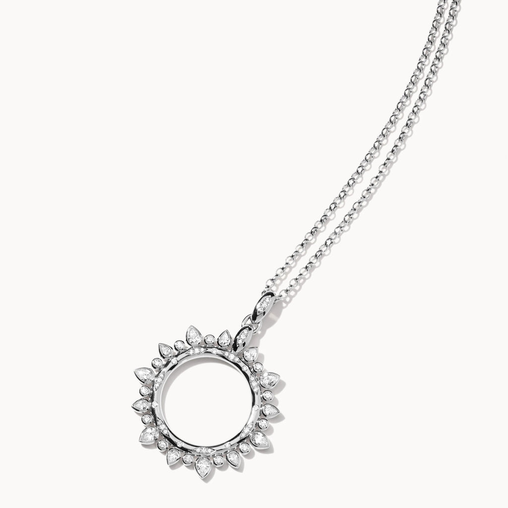 Tamara Comolli SIGNATURE Anhänger Sun large Classic (P-SIG-Sun-l-Cl-wg) aus Weißgold mit Diamant
