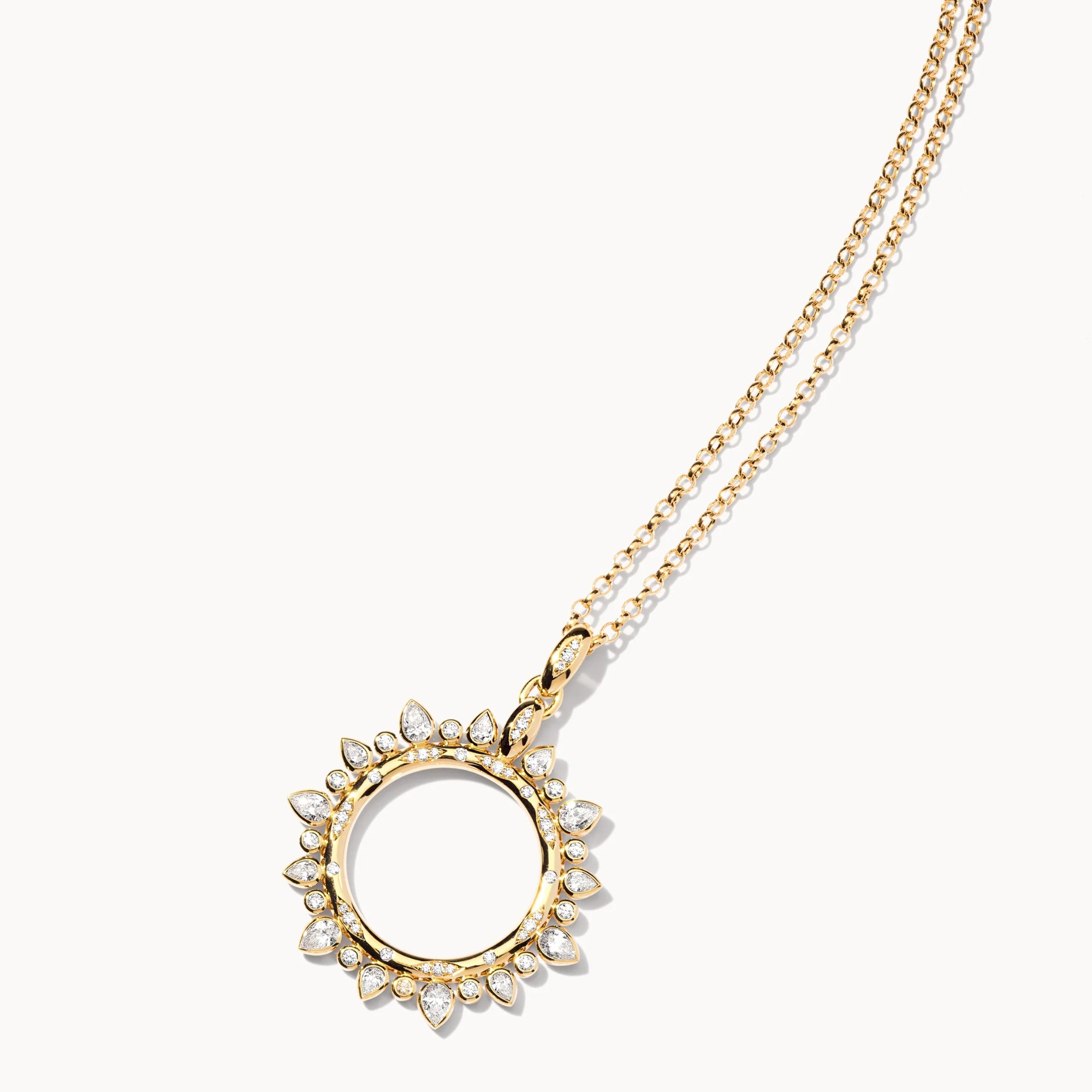 Tamara Comolli SIGNATURE Anhänger Sun large Classic (P-SIG-Sun-l-Cl-yg) aus Gelbgold mit Diamant