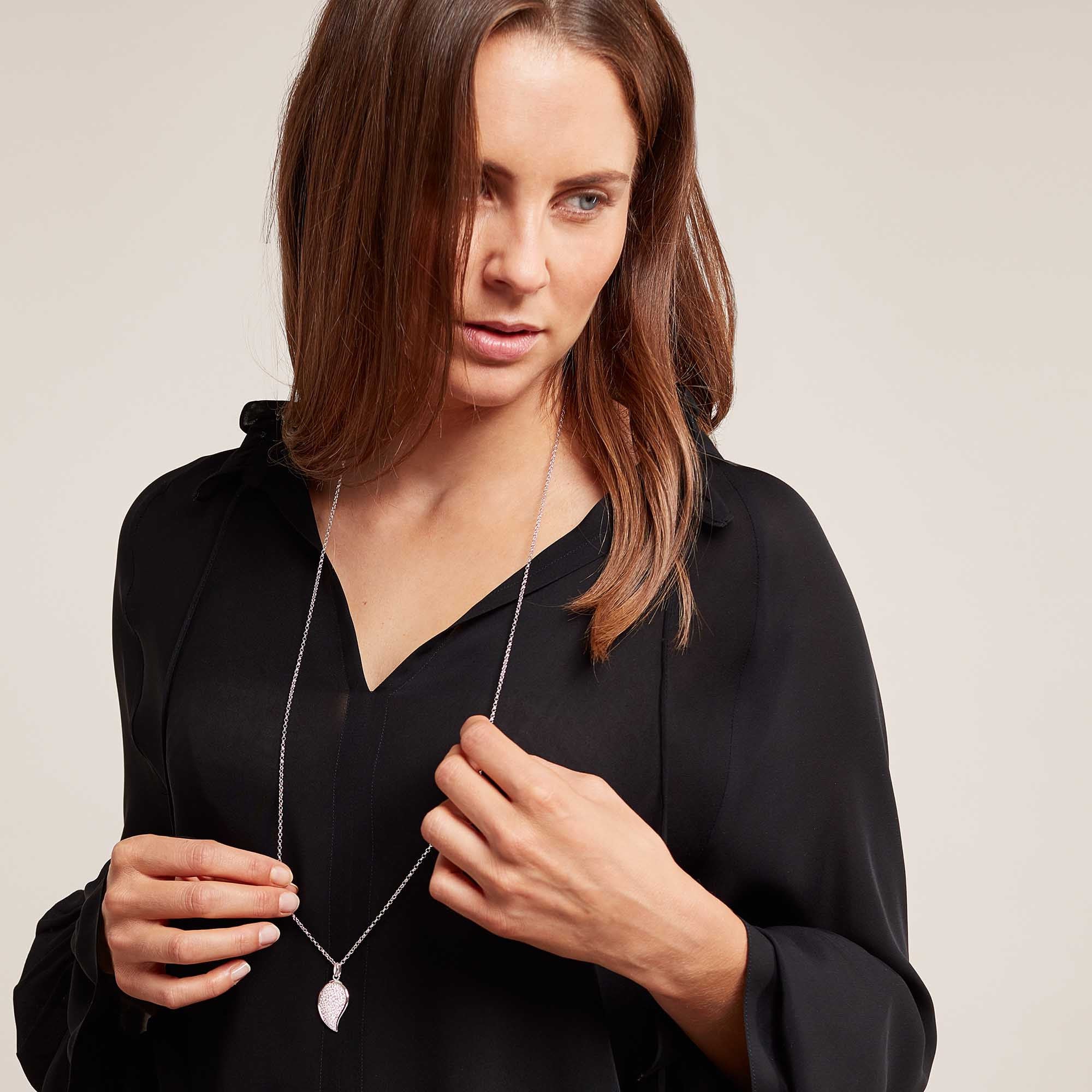 Tamara Comolli SIGNATURE Wave Anhänger (P-Sig-Wave-s-p-wg) aus Weißgold mit Diamant