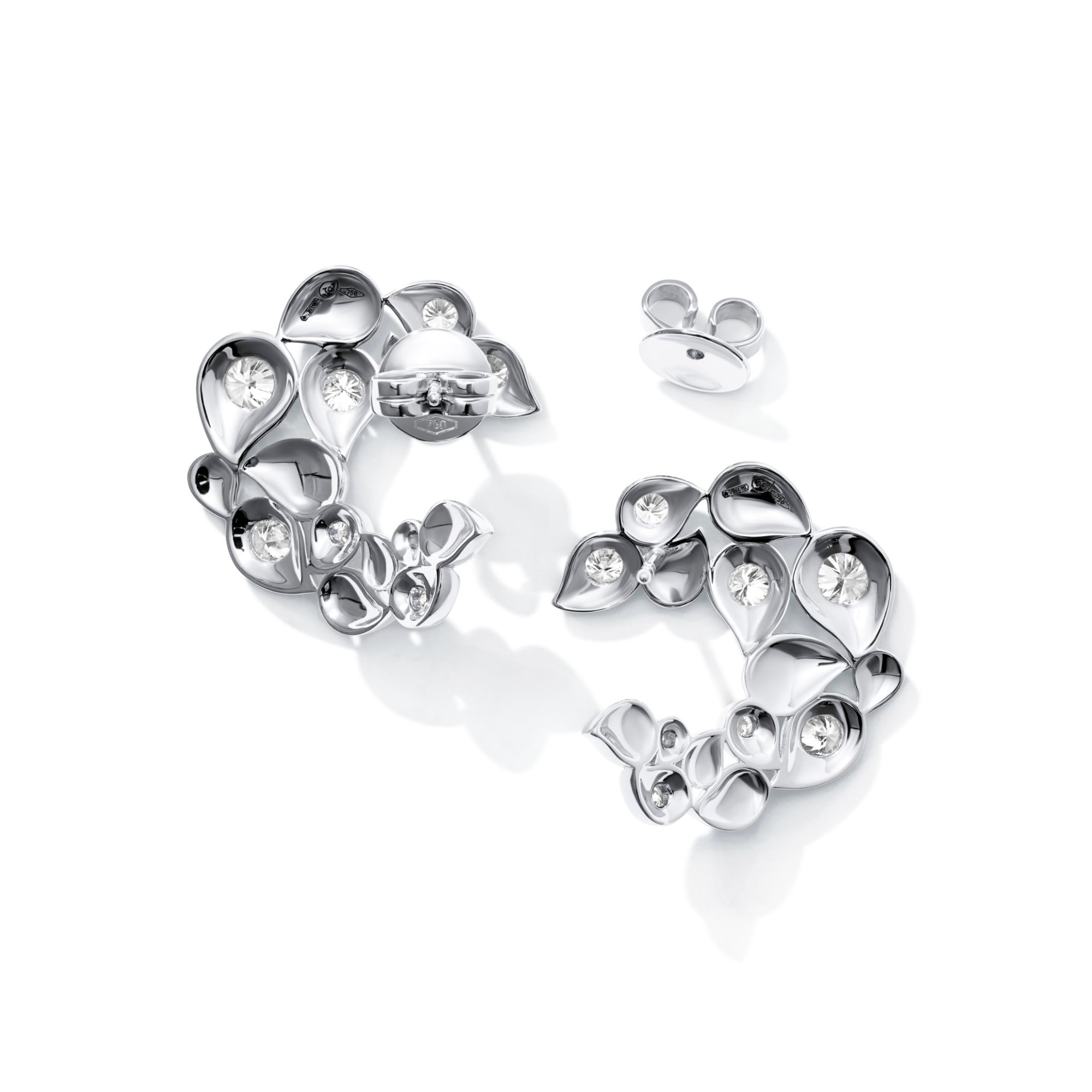 Tamara Comolli SNOWFLAKES Hoop Classic alternating Earrings (E-SF-Ho-Cl-alt-wg) aus Weißgold mit Diamant