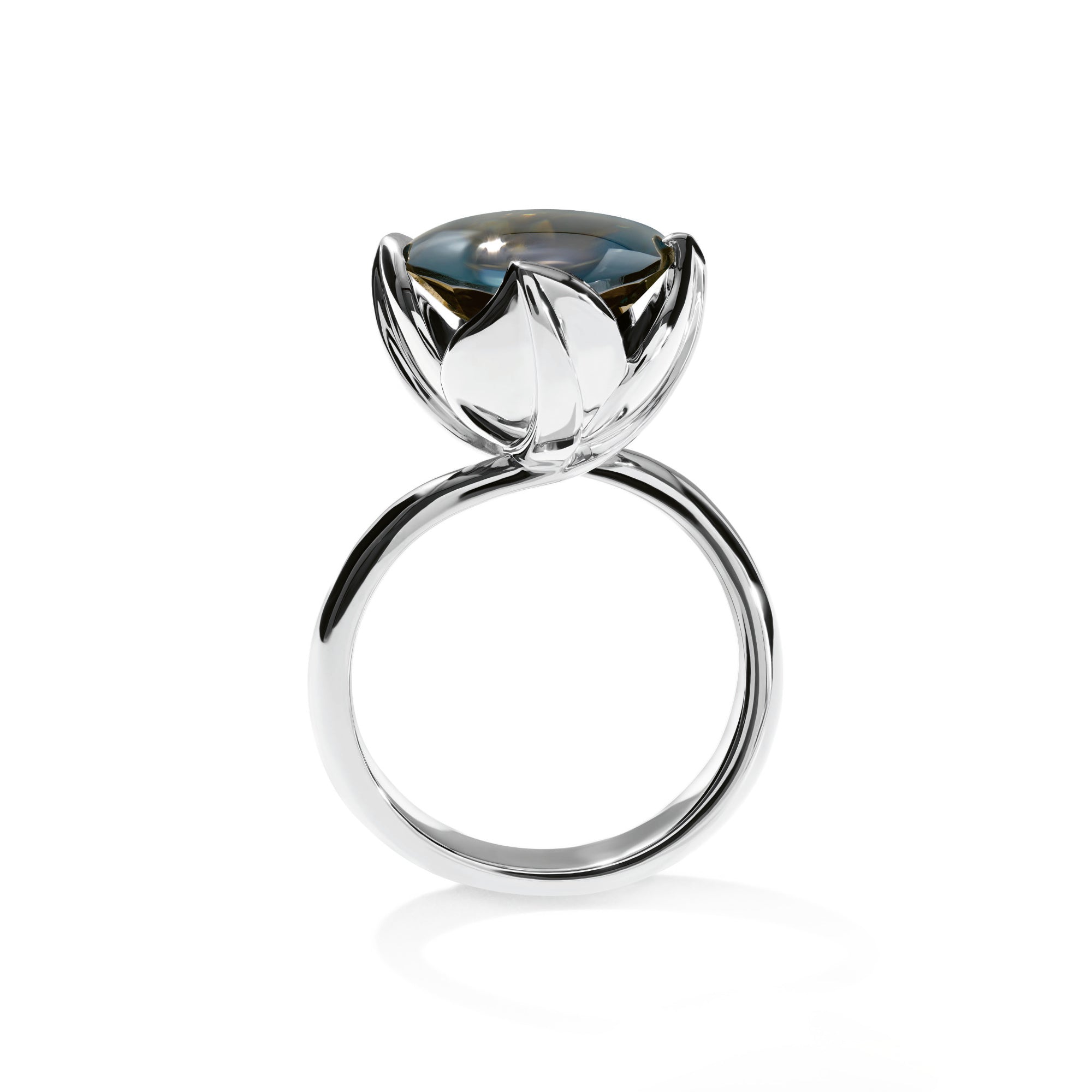 Tamara Comolli TULIP Ring Large mit London Topas (R-TUL-l-ToLo-wg) aus Weißgold mit Topas